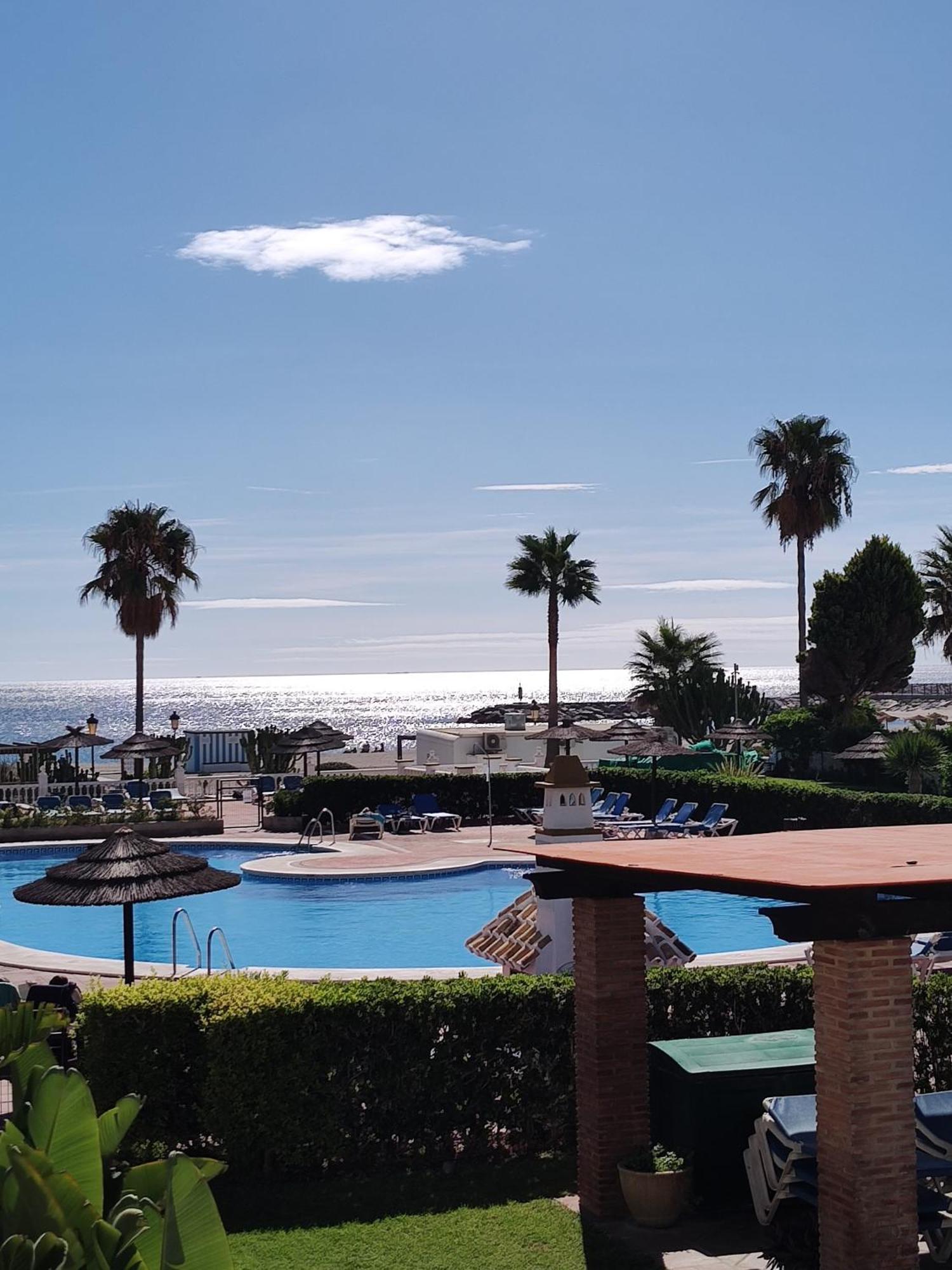 Duquesa 5210 Beach Side Paradise Castillo de Sabinillas Eksteriør billede